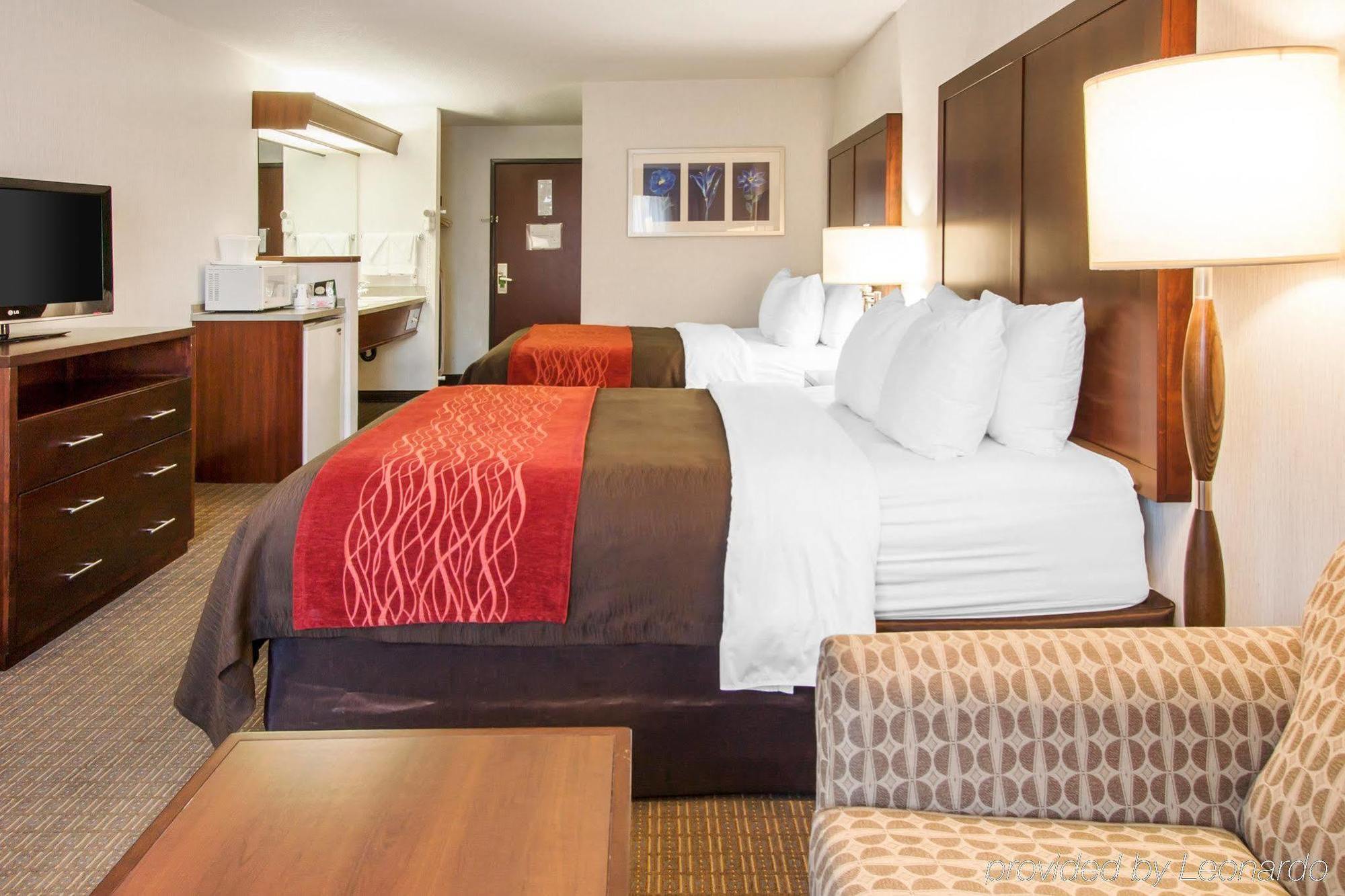Comfort Inn & Suites-Portland Airport Exterior foto